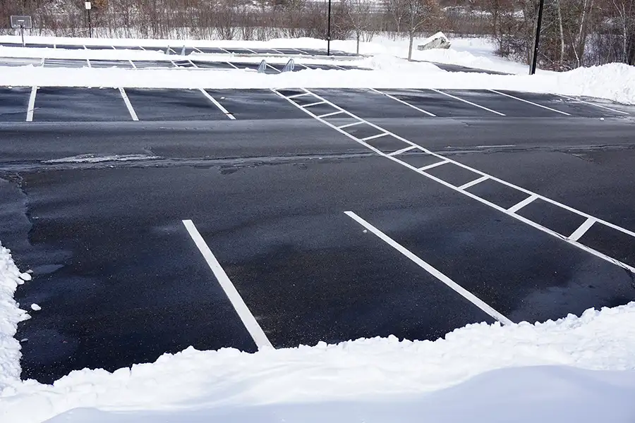 Commercial snow removal services, cleared parking lot - Springfield, IL